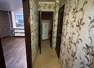 Сдается в аренду 1-комнатная квартира, 34.9 м2, Альметьевск, Волгоградская улица, 21