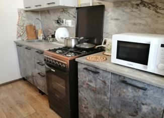 Продам 2-ком. квартиру, 54 м2, Волгоград, Шекснинская улица, 30