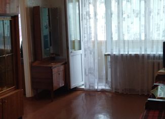 Двухкомнатная квартира на продажу, 43.2 м2, Губаха, улица Циолковского, 4