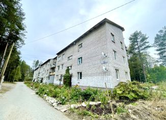 Продаю 2-комнатную квартиру, 40.4 м2, Костомукша, улица Строителей, 15