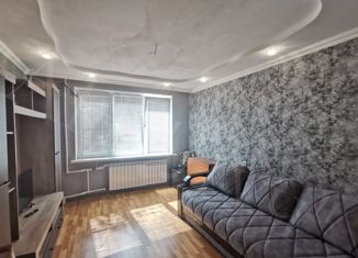 2-комнатная квартира на продажу, 32.8 м2, Будённовск, 7-й микрорайон, 13Б