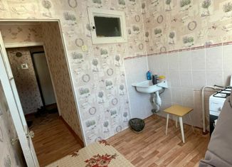 Продажа 2-комнатной квартиры, 43 м2, Учалы, улица Кирова, 4