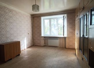 Продам 2-комнатную квартиру, 52.1 м2, Астрахань, Заводская площадь, 58