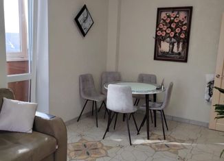 Продам 4-комнатную квартиру, 68.3 м2, Горнозаводск, улица Кирова, 45