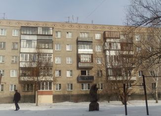 Продается трехкомнатная квартира, 61 м2, Челябинская область, улица Петра Томилова, 6