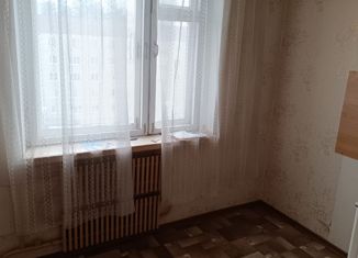 Продажа 4-комнатной квартиры, 92 м2, Новоуральск, Советская улица, 21