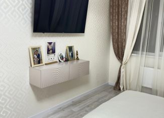 Продам двухкомнатную квартиру, 68.9 м2, Балабаново, улица Энергетиков, 1