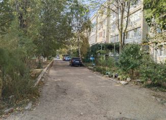 Продается двухкомнатная квартира, 49.6 м2, Тихорецк, улица Ляпидевского, 70