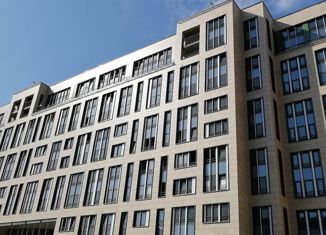 Продается 4-комнатная квартира, 122.2 м2, Санкт-Петербург, Дворцовая площадь, метро Технологический институт-2