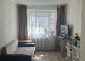 Продажа однокомнатной квартиры, 33 м2, Чебоксары, Калининский район, Пролетарская улица, 25
