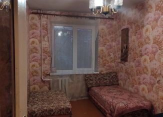 Трехкомнатная квартира на продажу, 60 м2, Острогожск, улица 50 лет Октября, 171