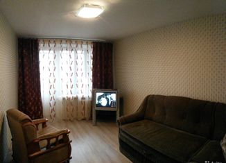 Сдам в аренду 3-комнатную квартиру, 60 м2, Москва, 2-я Карачаровская улица, 6/16, 2-я Карачаровская улица