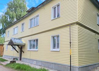 Продам двухкомнатную квартиру, 39 м2, Великий Устюг, улица Васендина, 31