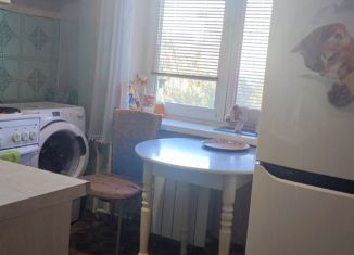 Продается 2-ком. квартира, 45 м2, Сосновоборск, улица 9 Пятилетки, 5