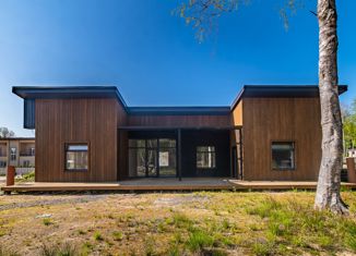 Продается дом, 166.4 м2, коттеджный посёлок Резиденция у озера, 3-я линия