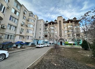 Продам 2-комнатную квартиру, 73.3 м2, Элиста, 2-й микрорайон, 40, 2-й микрорайон