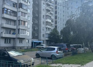 Продается однокомнатная квартира, 32 м2, Красноярск, улица 26 Бакинских Комиссаров, 28, Ленинский район