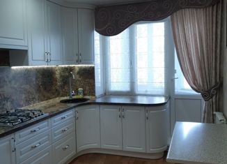 Продается двухкомнатная квартира, 57.2 м2, Павловск, улица Гагарина, 51