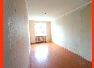 Продам 3-ком. квартиру, 59 м2, Таганрог, улица Бабушкина, 54А