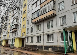 Четырехкомнатная квартира на продажу, 65.1 м2, Ярцево, Автозаводская улица, 42