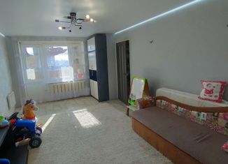 Продам 4-ком. квартиру, 86 м2, Мелеуз, Школьная улица, 3А