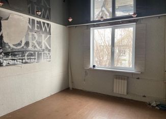 Продается 2-ком. квартира, 43 м2, Озёрск, улица Чапаева, 6