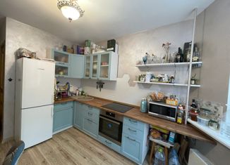 Продам 2-ком. квартиру, 52 м2, Москва, Новочерёмушкинская улица, 57, метро Новые Черёмушки