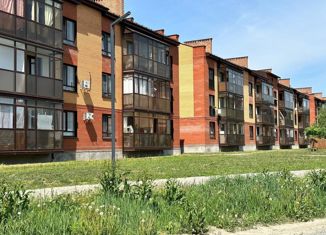 Продажа 3-ком. квартиры, 79 м2, посёлок Озёрный, Лиственная улица, 3