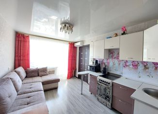 Продам 2-комнатную квартиру, 46 м2, село Михайловка, 1-й квартал, 8