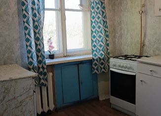 Продается 3-комнатная квартира, 54 м2, Свердловская область, Хрустальная улица, 47