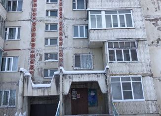 Продаю 3-ком. квартиру, 68.6 м2, посёлок городского типа Чульман, Школьная улица, 12