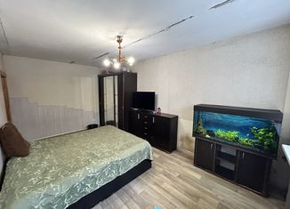 Продается 2-комнатная квартира, 46 м2, Псковская область, улица Гастелло, 6