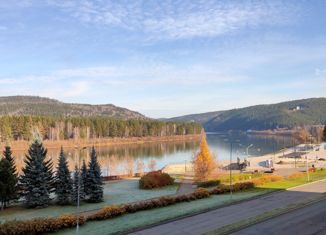 Продажа 3-ком. квартиры, 64.6 м2, Зеленогорск, Парковая улица, 16