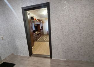 Продам трехкомнатную квартиру, 59 м2, село Успенское, улица Мичурина, 24