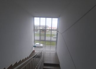 Продается 2-комнатная квартира, 60 м2, Чегем, микрорайон Долина Кавказа, 25