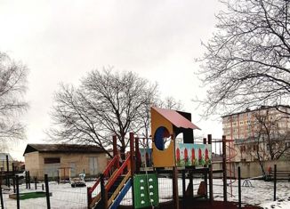 Продам трехкомнатную квартиру, 71 м2, станица Ессентукская, Пикетная улица, 2