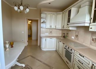 Продам 2-ком. квартиру, 68 м2, Краснодар, улица Архитектора Петина, 12, ЖК Екатеринодар