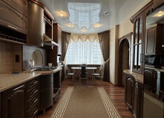 Продается 5-ком. квартира, 145.2 м2, Ижевск, Пушкинская улица, 116, Южный жилой район