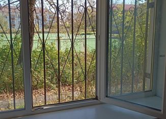 Комната на продажу, 12.1 м2, Нижний Тагил, улица Коминтерна, 57