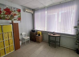 Сдается офис, 12 м2, Белая Калитва, улица Машиностроителей, 1/3