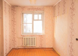 Продаю 3-ком. квартиру, 56.5 м2, Курган, Чернореченская улица, 89, район Рябково