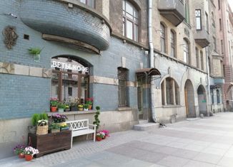 Продам комнату, 97 м2, Санкт-Петербург, Кирочная улица, 49, Кирочная улица
