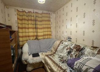 Продаю 3-ком. квартиру, 48 м2, Валдай, улица Луначарского, 23/19