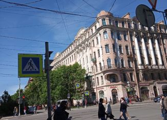 Сдается комната, 230 м2, Санкт-Петербург, 12-я линия Васильевского острова, 29/53, Василеостровский район