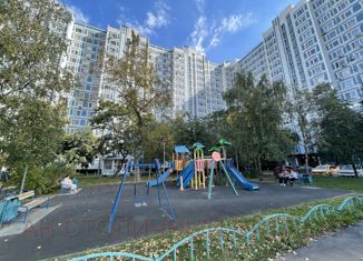 Продается трехкомнатная квартира, 76.6 м2, Москва, улица Маршала Голованова, 20, метро Марьино