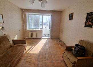 Однокомнатная квартира на продажу, 34 м2, Свердловская область, улица Карла Маркса, 64
