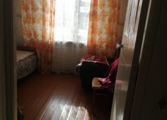 Продам трехкомнатную квартиру, 67.8 м2, поселок городского типа Ясногорск, микрорайон Луговой, 1