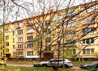 Продажа 3-ком. квартиры, 41.5 м2, Санкт-Петербург, проспект Ветеранов, 37, метро Проспект Ветеранов