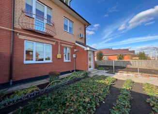 Продаю таунхаус, 99 м2, село Ивановка, улица Кирилова, 31