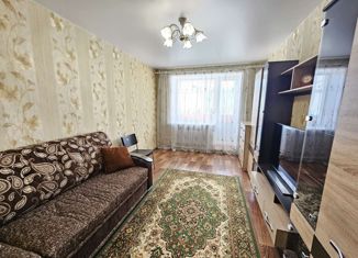 Продается двухкомнатная квартира, 40 м2, Волжск, улица Пушкина, 10